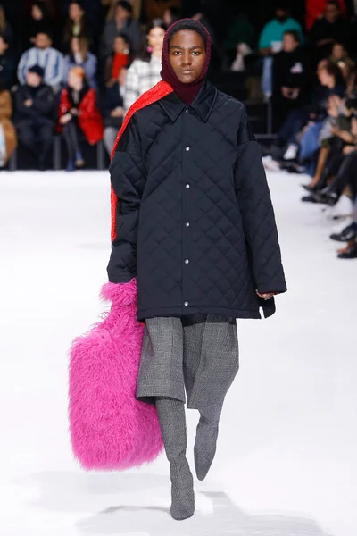 Look 52